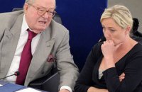 Марин Ле Пен назвали "маленькой буржуазной девочкой"
