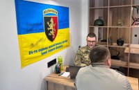 Конкуренція за фахівців для війська. В Україні активно відкривають рекрут-центри. Що це дає і з якими запитами приходять