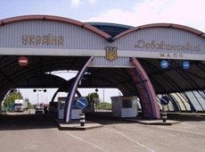 Военных отвели от обстреливаемых пунктов пропуска 