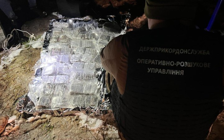 На Волині приземлили дрон із наркотиками на 13 мільйонів гривень