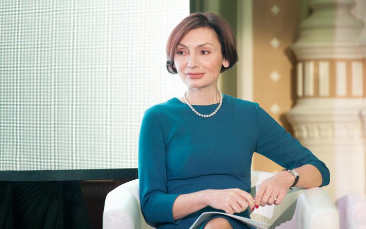 Банки готові відмовитися від готівки, але чи готова до цього Україна, - Рожкова