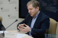 Нардеп из ОПЗЖ в конце февраля встречался с французским депутатом, госпитализированным с коронавирусом 