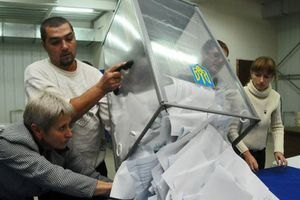 Оппозиция предлагает обойтись без перевыборов в "проблемных" округах