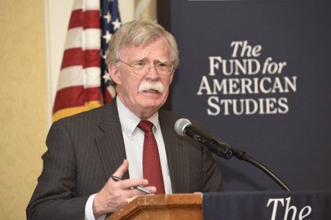 США решат вопрос о размере военной помощи Украине в ближайшее время, - Болтон 