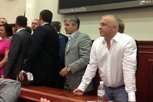 В Киевсовете угрожали Кужель, а Гриневич сильно ударилась головой