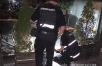 У Києві на Печерську невідомий стріляв у студентів