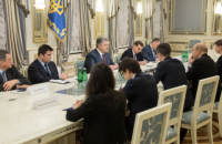Порошенко провел встречу с главой МИД Франции