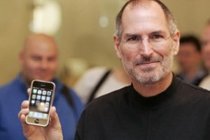 Вместо iPhone 5 Apple может представить iPhone 4S