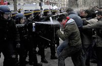 ​Французы протестуют против однополых браков
