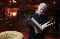 Медведев наградил Литвина орденом