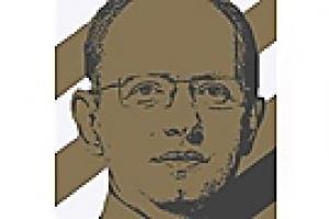 Яценюк определился с приоритетами и развесил их на бигбордах