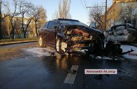 17-летний подросток в Николаеве разбил родительскую «Toyota» 