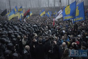 В РФ считают, что евромайдан устроили, чтобы привести к власти оппозицию