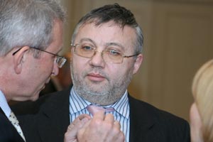 Легализация теневых сбережений поддержит фондовый рынок, - мнение