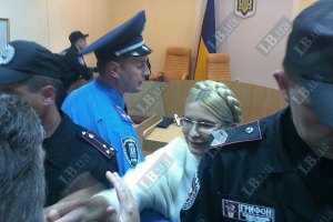 Если украинцы будут отмалчиваться, будут жить в зоне, - Тимошенко