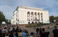 На похороны Захарченко в оккупированном Донецке свозят бюджетников и студентов (обновлено)