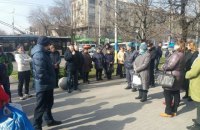 ​В Запорожье продавцы рынка устроили митинг из-за запрета торговли во время карантина