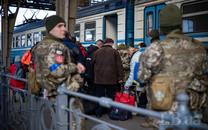 Із 24 лютого в Україні зареєстрували майже 3,5 млн внутрішньо переміщених осіб