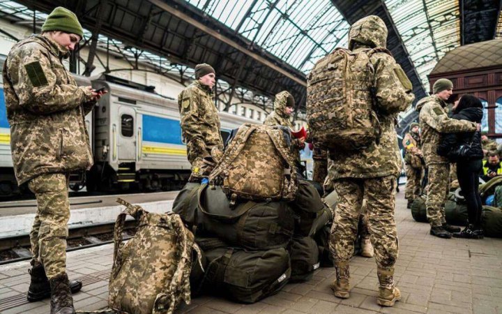 Військові розповіли, чи треба призвати депутатів