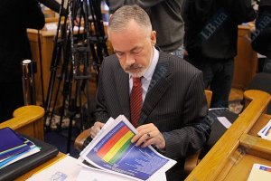 Табачник приписывает себе достижения предшественников