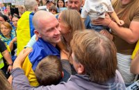 «Ми вимолили тебе». Україна повернула з полону 103 військових