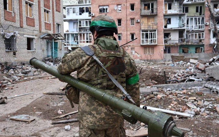 Сирський розповів про бої в Бахмуті та на Куп’янському і Лиманському напрямках
