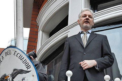 Ассанж стал гражданином Эквадора