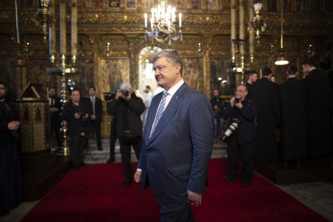 Порошенко заявил, что против него возбудили дело из-за Томоса и ПЦУ (обновлено)