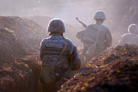 Азербайджан и Армения обменялись телами военных, погибших вблизи Шуши