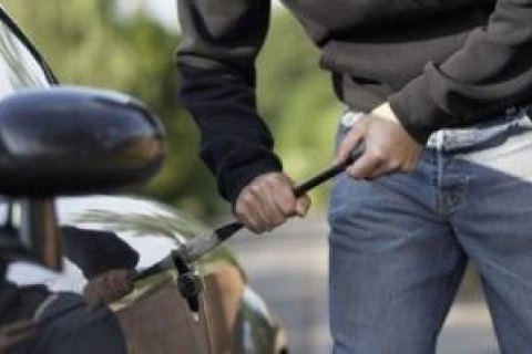 Полиция задержала угонщиков дорогих авто, которые возвращали их владельцам за выкуп
