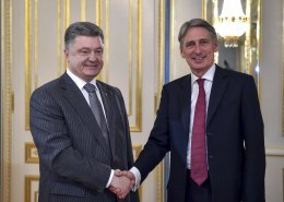 Украине необходимы миротворцы для деэскалации конфликта, - Порошенко