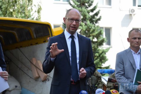 Яценюк рад снижению экспорта продуктов в Россию