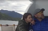 ​Навальный рассказал о преследующей его "секс-охотнице", связанной с Дерипаской