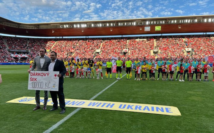 Суперник "Дніпра-1" по матчу єврокубка передав близько ₴167 тисяч на допомогу українським дітям