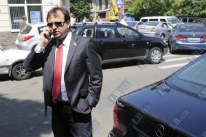 Уколов пригрозил выйти из "Батькивщины"