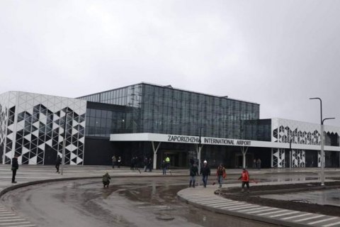 В Запорожский аэропорт пришли с обысками 