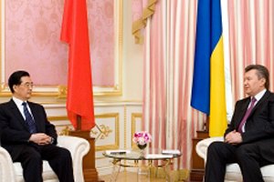 Украина и Китай постараются попасть в десятку