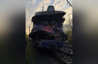 На Львівщині зіткнулись автокран та поїзд: загинув машиніст