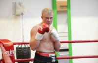 Между украинцем Кучером и чемпионским поясом WBC  стоят  два россиянина