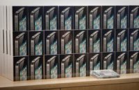 Apple заплатит 15 долл. каждому пользователю iPhone 4 из-за проблем с приемом сигнала