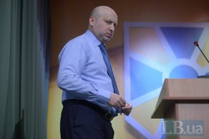 Ідея тиску на Росію новими санкціями не втрачає актуальності, - Турчинов