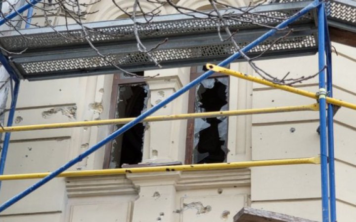Росіяни обстріляли Художній музей у Херсоні (доповнено)