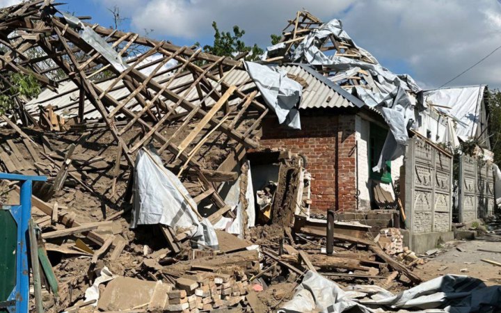 Російська армія атакувала Нікопольщину, постраждали двоє людей