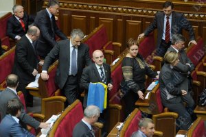 Госзакупкам разрешили уйти в тень