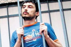 Суд досрочно освободил экс-солиста Ласкового мая