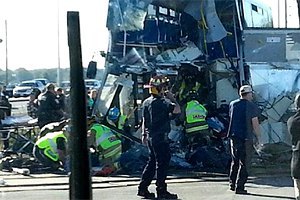 В Оттаве поезд протаранил автобус: пять жертв