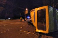 Водитель Lexus погиб после того, как на скорости врезался в маршрутку во Львове