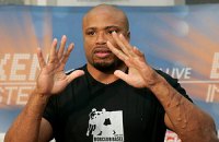 МакКлайн: "Вах сейчас надрывает свой зад, чтобы стать абсолютным чемпионом мира"