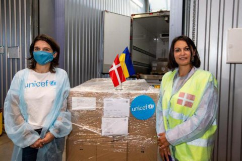 Данія подарувала Україні пів мільйона доз вакцини AstraZeneca