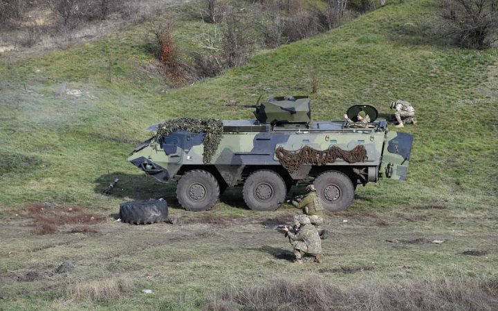 Міноборони заявило про перехід до натівського стандарту переміщення військової техніки через кордон